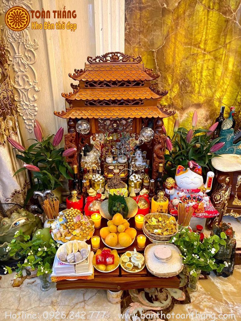 Cách đặt mèo Thần Tài ở bàn thờ ông Địa chiêu tài, giữ lộc 5 Đặt mèo ở đúng vị trí, tránh che khuất các vật phẩm khác trên bàn thờ